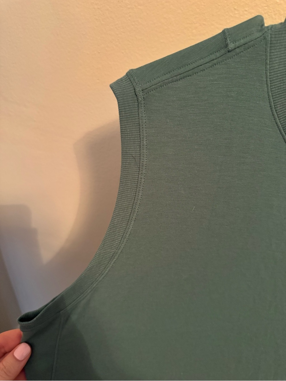 Nike One Crewneck Tank Top -Large- LIKE NEW! - Picture 6 of 7